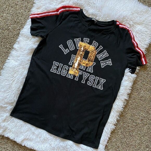 PINK Victoria’s Secret Black Gold Sequin T-shirt No size Tag Fits like Medium - Picture 1 of 4